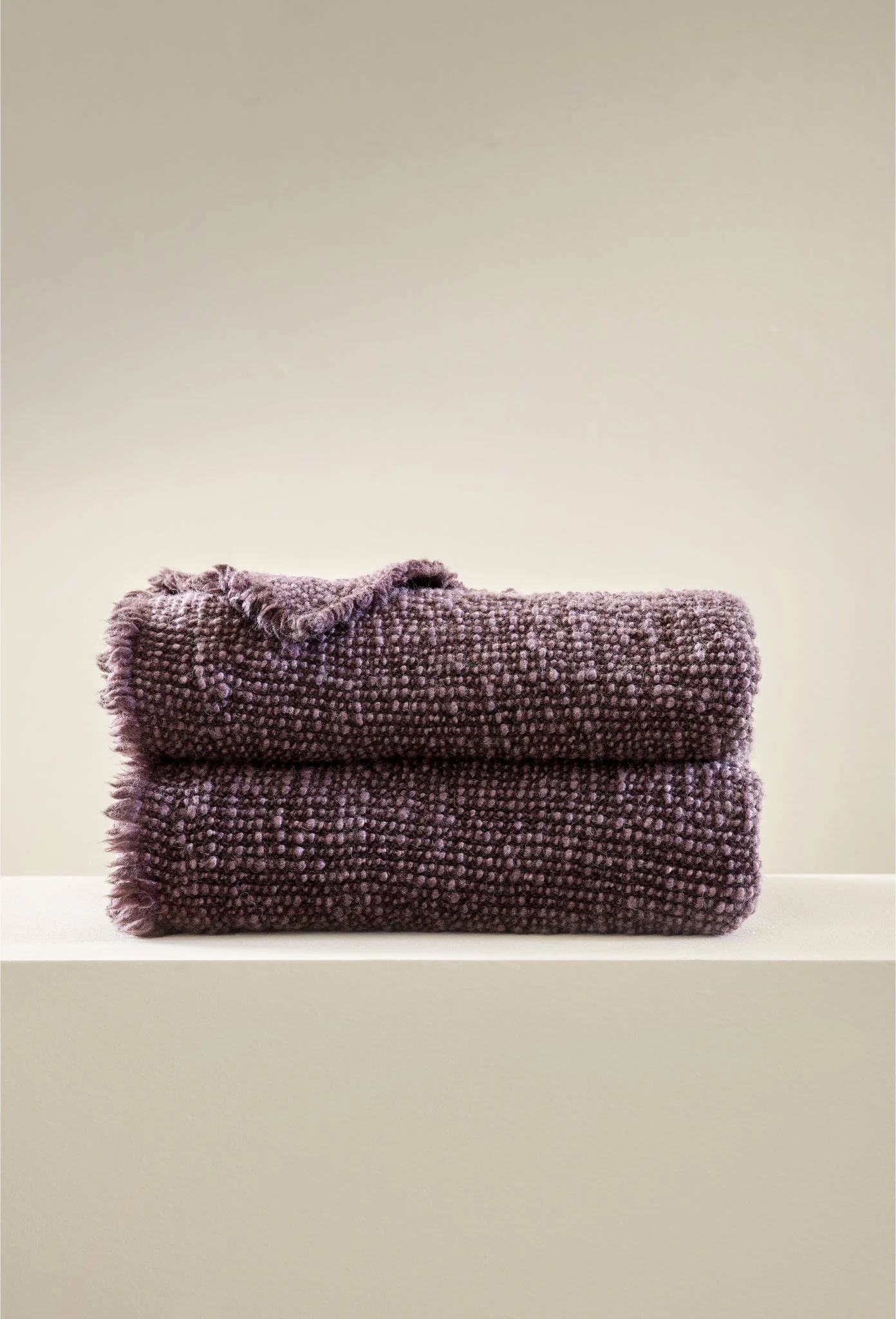 Blanket -Wooly - Plum - 180cm x 130cm - Image 3